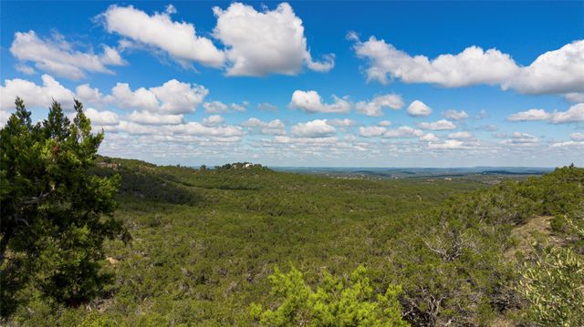 1970 Martin RD, Dripping Springs, TX 78620