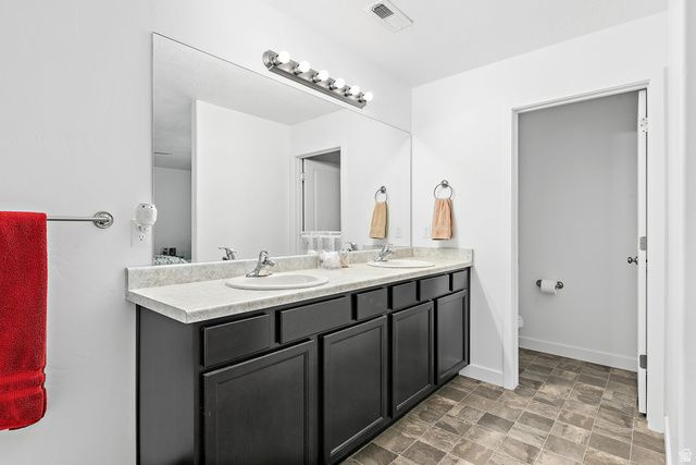 3067 S RED PINE DR, Saratoga Springs, UT 84045