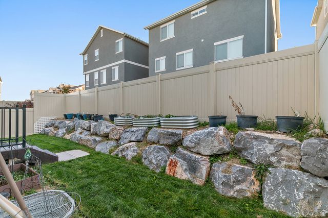 3067 S RED PINE DR, Saratoga Springs, UT 84045