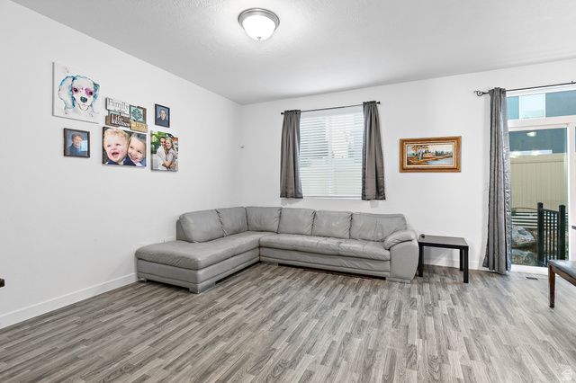 3067 S RED PINE DR, Saratoga Springs, UT 84045