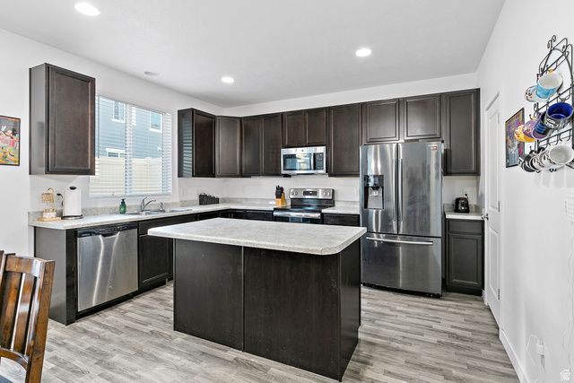 3067 S RED PINE DR, Saratoga Springs, UT 84045