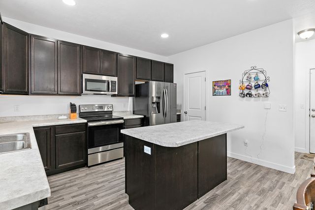 3067 S RED PINE DR, Saratoga Springs, UT 84045