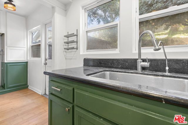 1720 Orchard Avenue, Glendale, CA 91206