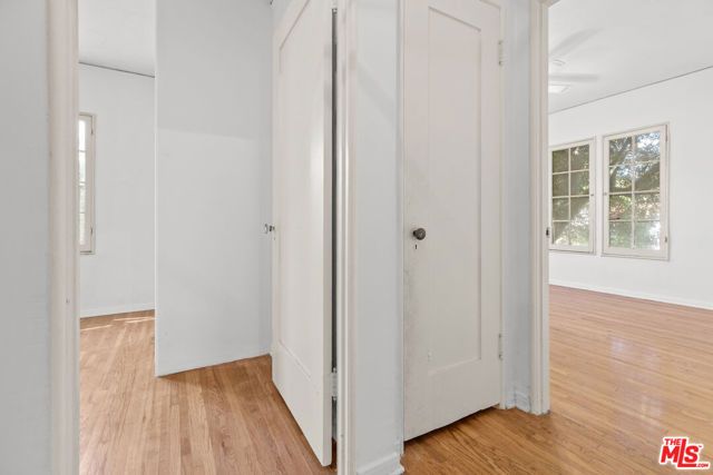 1720 Orchard Avenue, Glendale, CA 91206