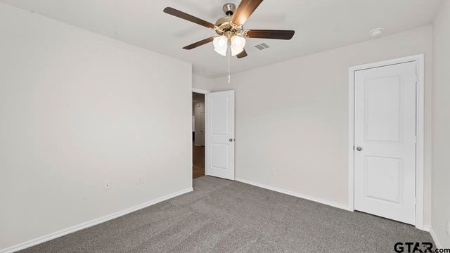 5012 Shumard Drive, Lindale, TX 75706
