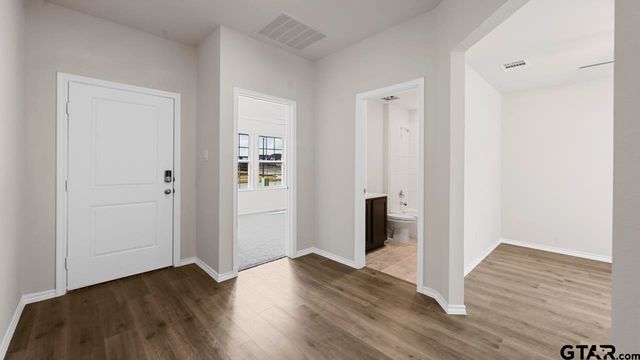 5012 Shumard Drive, Lindale, TX 75706