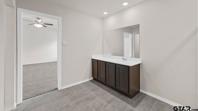 5012 Shumard Drive, Lindale, TX 75706