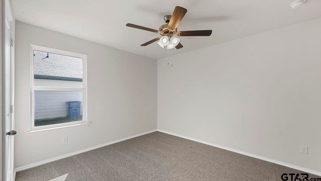 5012 Shumard Drive, Lindale, TX 75706