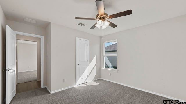 5012 Shumard Drive, Lindale, TX 75706