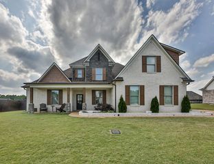 173 CATALPA CV, Atoka, TN 38004