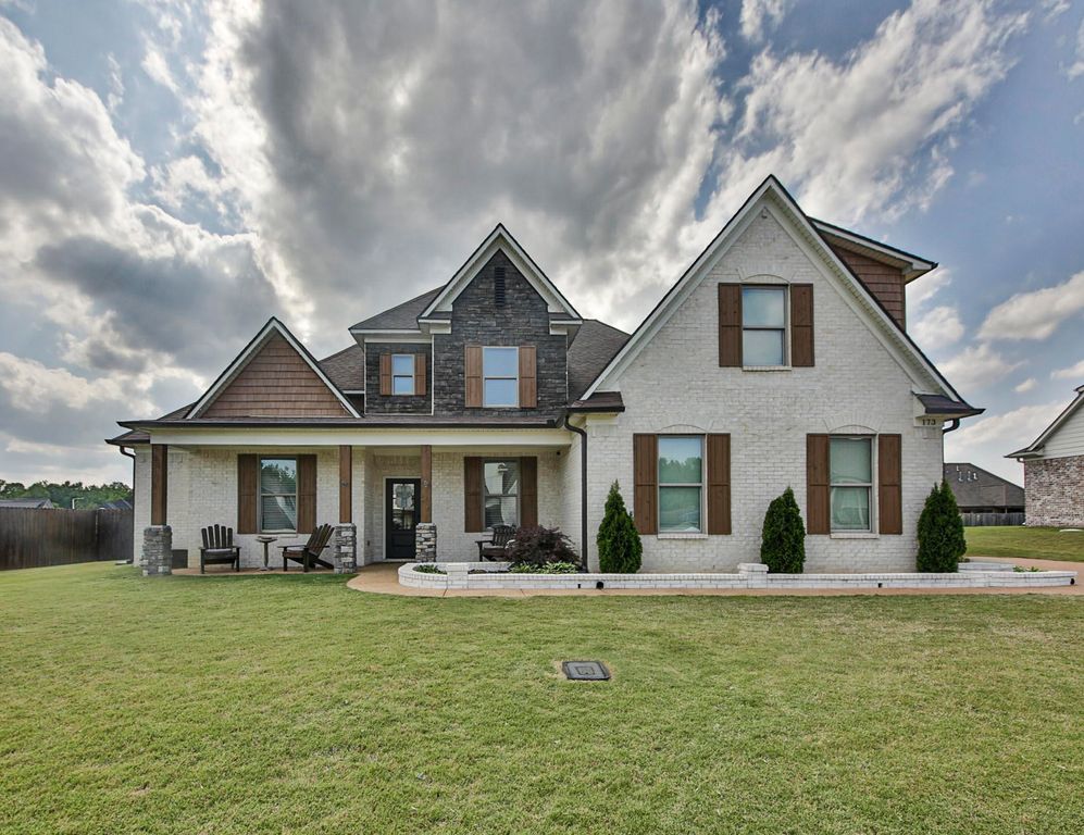 173 CATALPA CV, Atoka, TN 38004