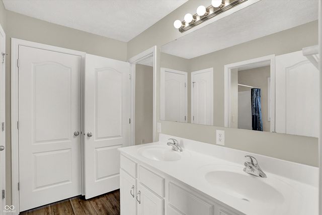 15519 Declaration Drive, Westfield, IN 46074