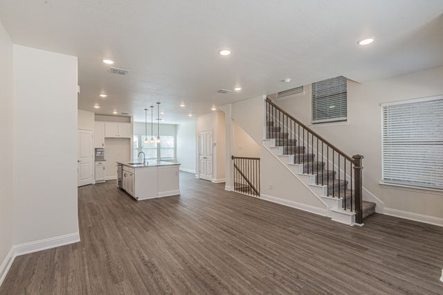 124 Peach Orchard Lane, Euless, TX 76040