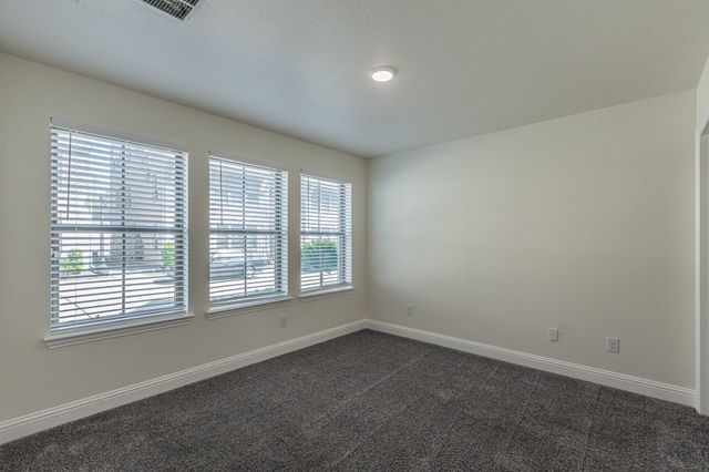 124 Peach Orchard Lane, Euless, TX 76040