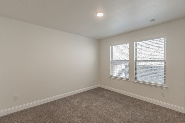 124 Peach Orchard Lane, Euless, TX 76040