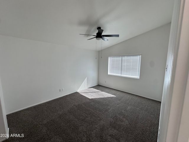 3043 W COVEY Lane, Phoenix, AZ 85027