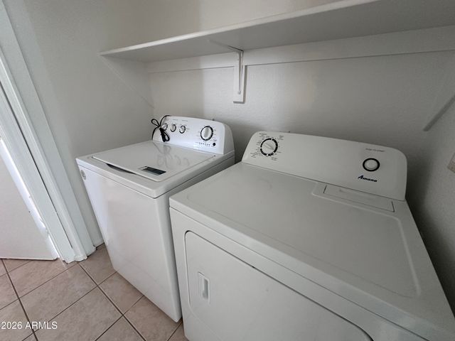 3043 W COVEY Lane, Phoenix, AZ 85027