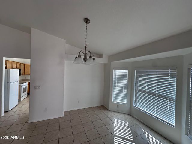 3043 W COVEY Lane, Phoenix, AZ 85027