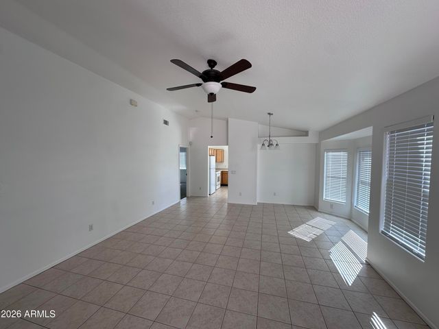 3043 W COVEY Lane, Phoenix, AZ 85027