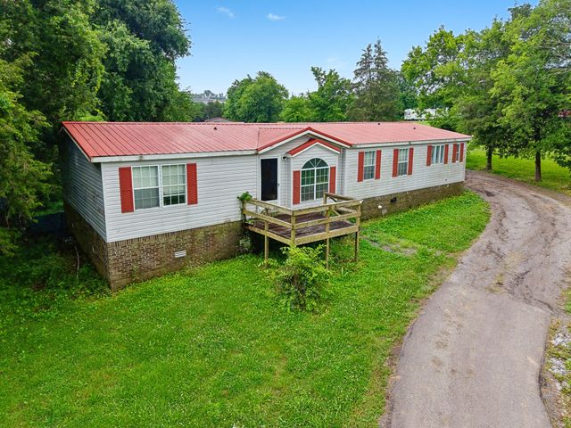 19 Clark Mill Rd, Fayetteville, TN 37334
