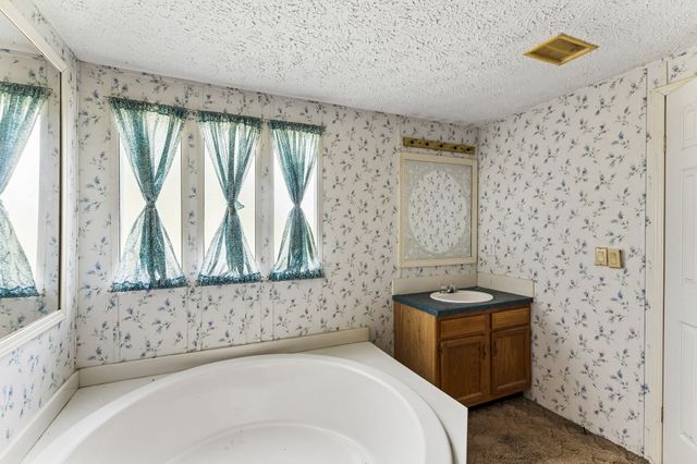 19 Clark Mill Rd, Fayetteville, TN 37334