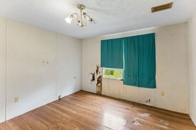 19 Clark Mill Rd, Fayetteville, TN 37334
