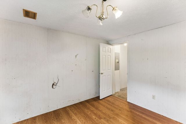 19 Clark Mill Rd, Fayetteville, TN 37334
