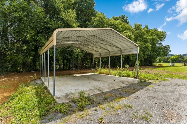 19 Clark Mill Rd, Fayetteville, TN 37334