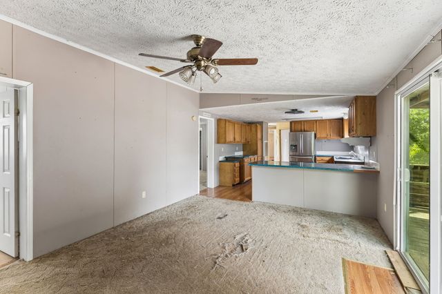 19 Clark Mill Rd, Fayetteville, TN 37334