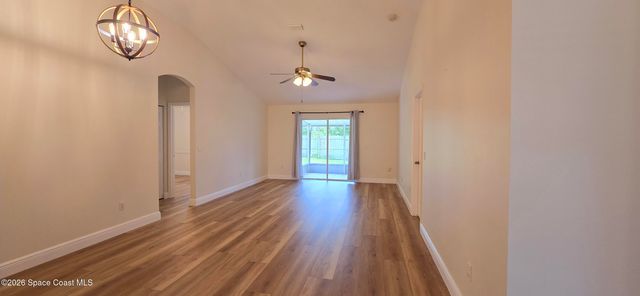 2564 Ventura Circle, West Melbourne, FL 32904