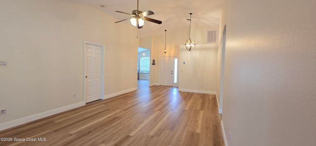 2564 Ventura Circle, West Melbourne, FL 32904