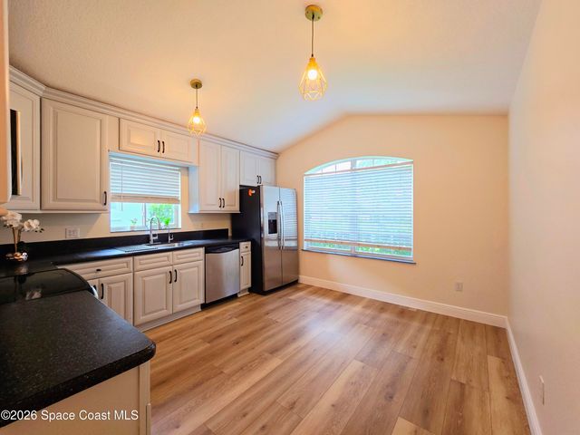 2564 Ventura Circle, West Melbourne, FL 32904