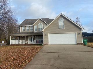 118 Birch Street, Centerton, AR 72719