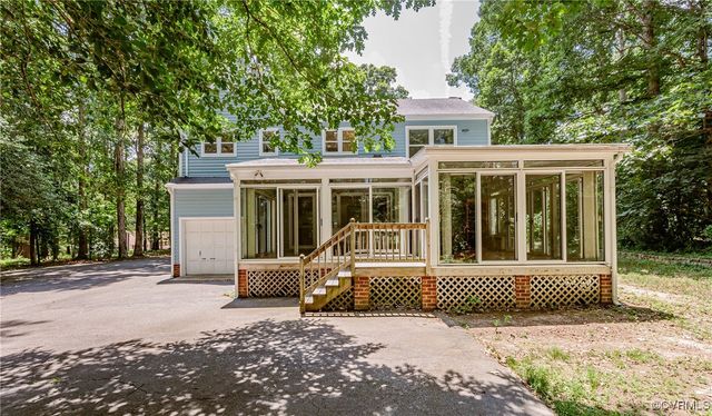 16200 Hunters Ridge Ln, Moseley, VA 23120