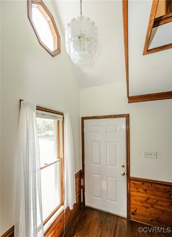 16200 Hunters Ridge Ln, Moseley, VA 23120
