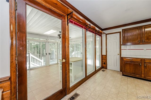 16200 Hunters Ridge Ln, Moseley, VA 23120