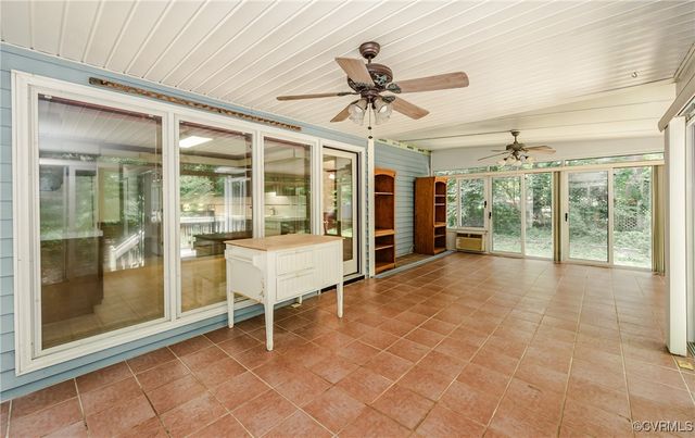 16200 Hunters Ridge Ln, Moseley, VA 23120
