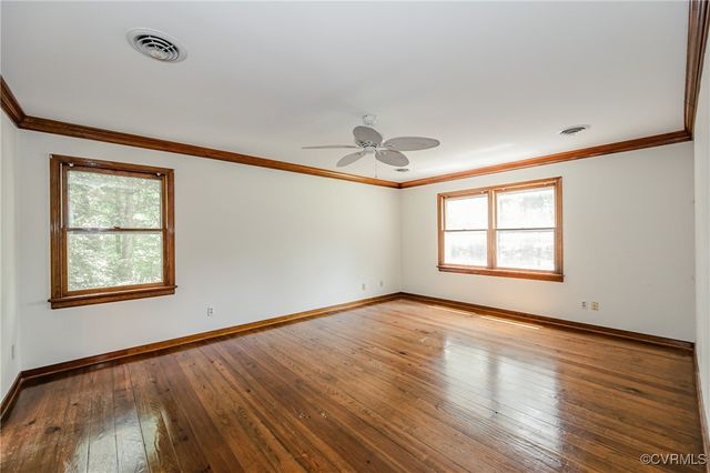 16200 Hunters Ridge Ln, Moseley, VA 23120