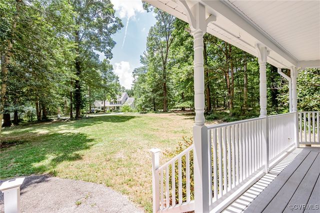 16200 Hunters Ridge Ln, Moseley, VA 23120
