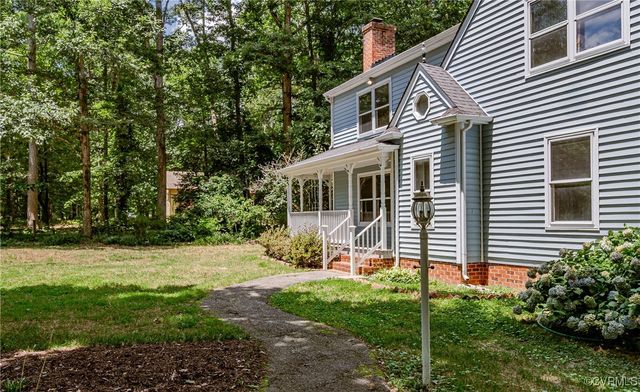 16200 Hunters Ridge Ln, Moseley, VA 23120
