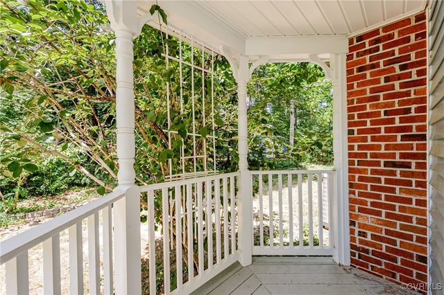 16200 Hunters Ridge Ln, Moseley, VA 23120