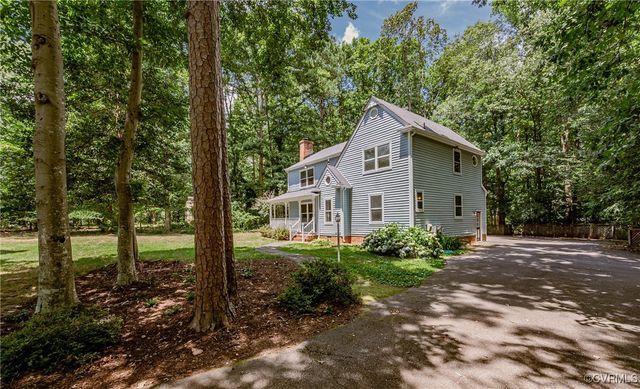 16200 Hunters Ridge Ln, Moseley, VA 23120