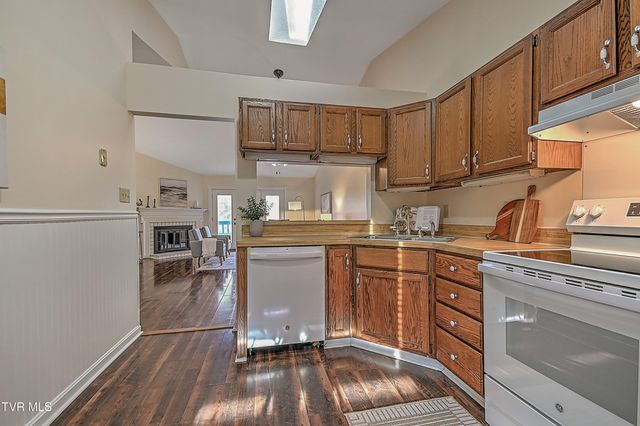 145 Quail Run 145, Bristol, VA 24201