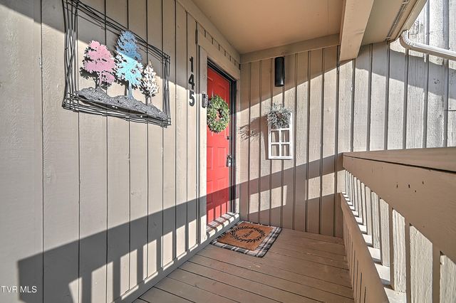 145 Quail Run 145, Bristol, VA 24201