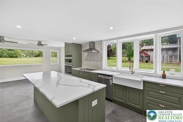 6125 Weaversville Road, Bethlehem City, PA 18017