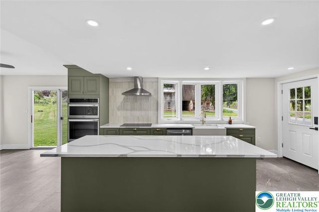 6125 Weaversville Road, Bethlehem City, PA 18017