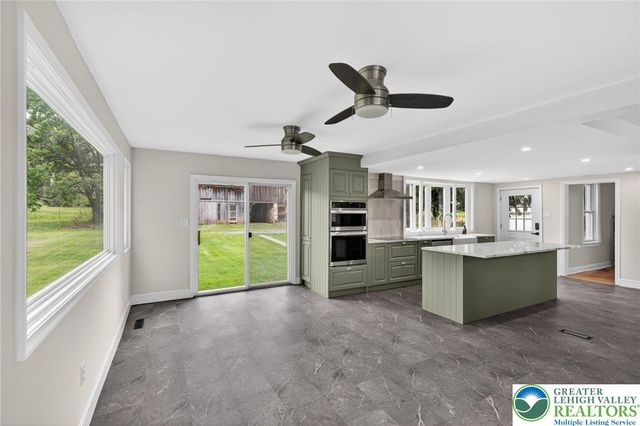 6125 Weaversville Road, Bethlehem City, PA 18017