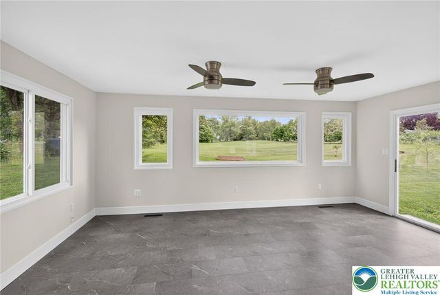 6125 Weaversville Road, Bethlehem City, PA 18017