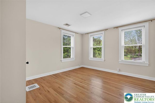 6125 Weaversville Road, Bethlehem City, PA 18017