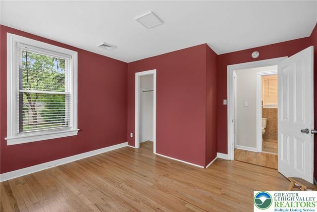 6125 Weaversville Road, Bethlehem City, PA 18017